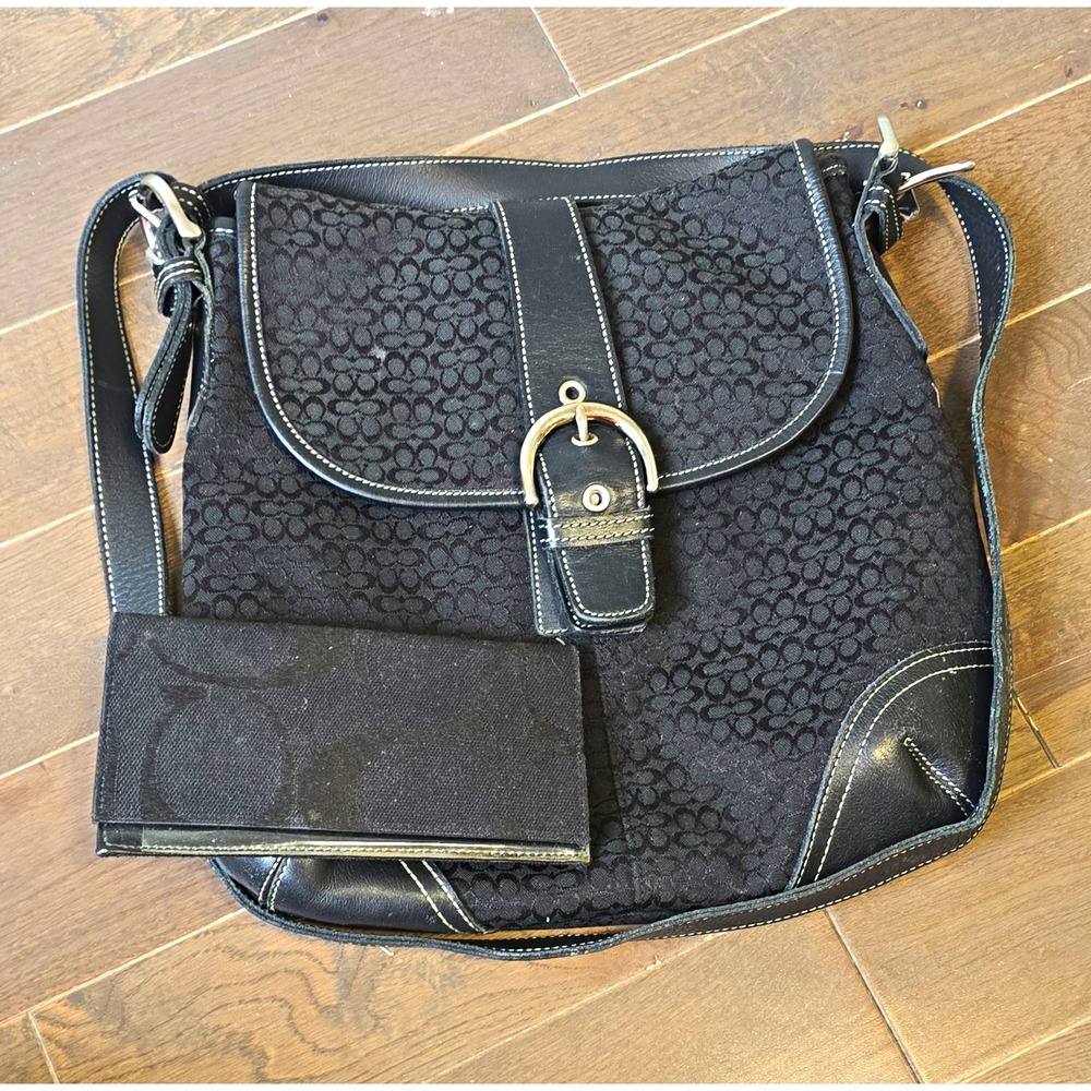 Coach Black Signature C Medium Shoulder Bag Wallet Set, Zip Buckle, Pockets
